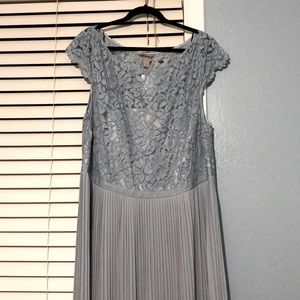 HM+ Pleated Lace Maxi Dress